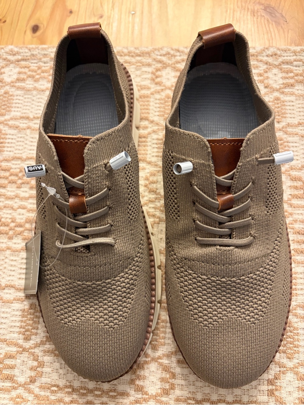 NWT Naturstep comfortable walking shoes brown size 38 women’s 7.5-8 men’s 5.5